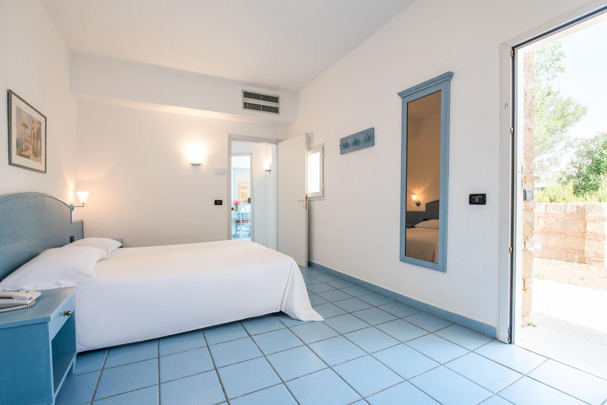 Th Capo Rizzuto Hotel Isola Di Capo Rizzuto Exterior foto